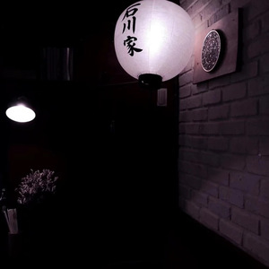 日本男人吮乳吃奶A片免费
